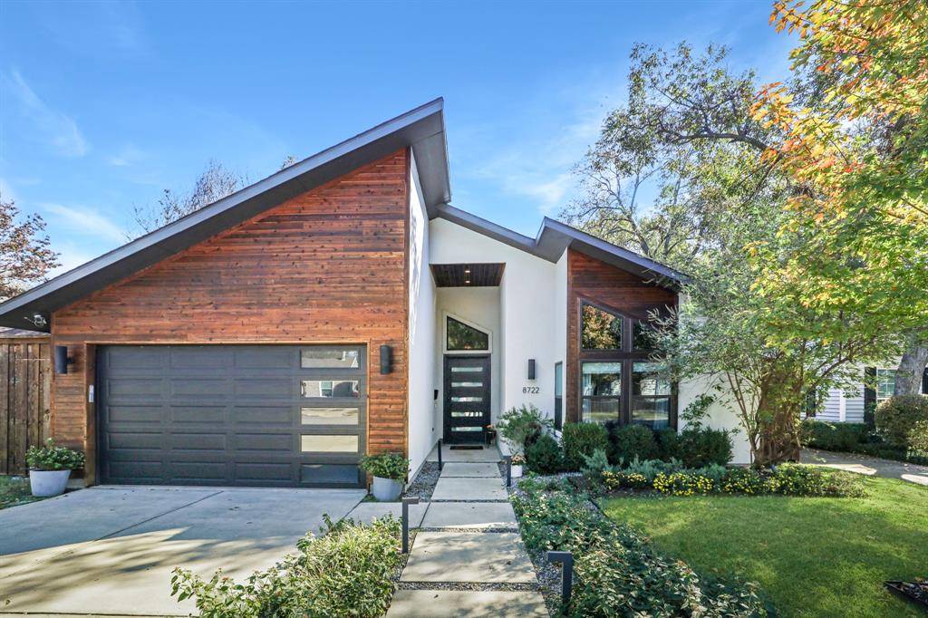 8722 Forest Hills Boulevard, Dallas, TX 75218
