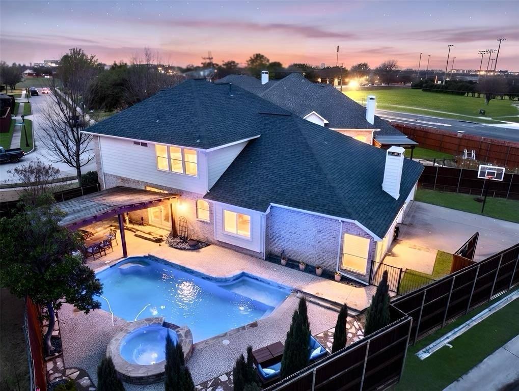 7912 Thorneywood Road, Plano, TX 75024