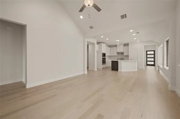 920 Apeldoorn Trail, Little Elm, TX 75068