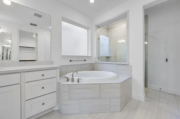 331 Trillium Street, Oak Point, TX 75068