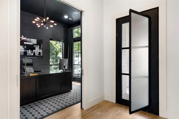 Dallas, TX 75209,5446 Druid Lane