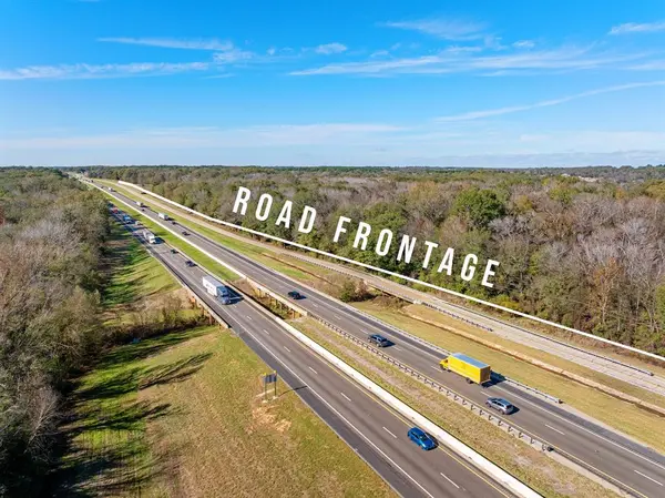 24142 Interstate 20 W, Lindale, TX 75771