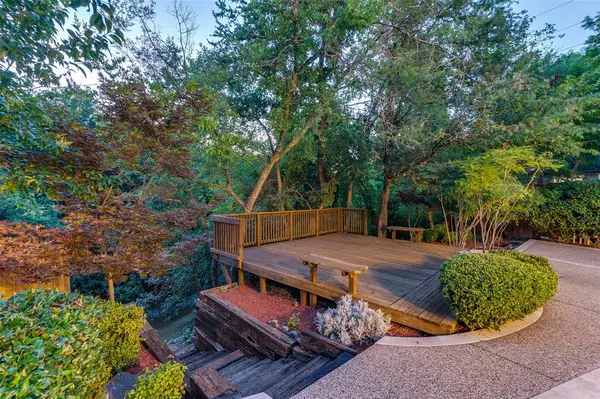 Dallas, TX 75238,8931 Club Creek Circle