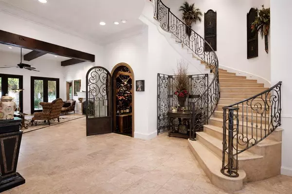 Dallas, TX 75225,6725 Northwood Road