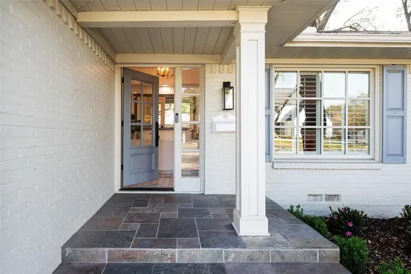 Dallas, TX 75230,5820 Royal Crest Drive