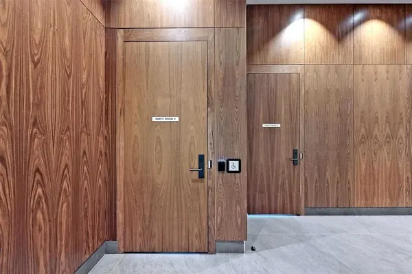 7895 JANE ST #3601, Vaughan, ON L4K 0K2