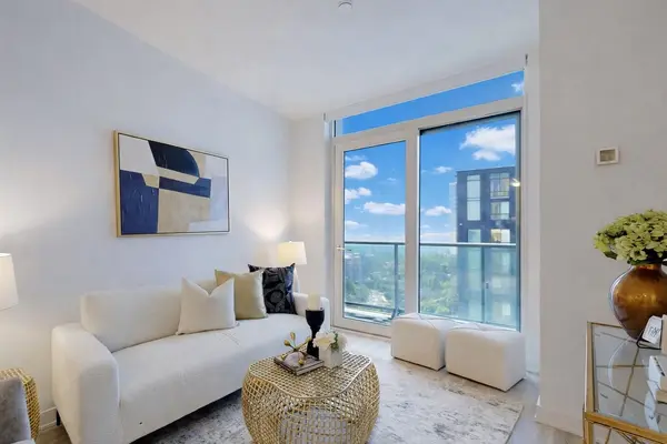 100 Dalhousie ST #3908, Toronto C08, ON M5B 0C7