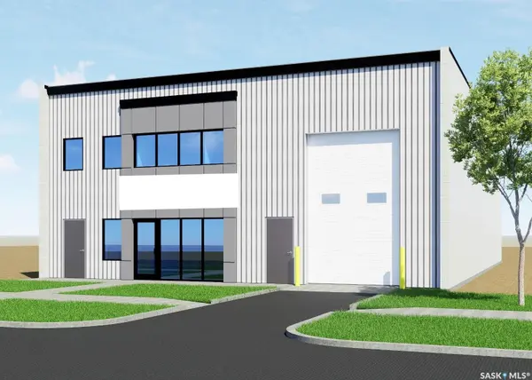 320 K AVENUE S, Saskatoon, SK S7M 2E1