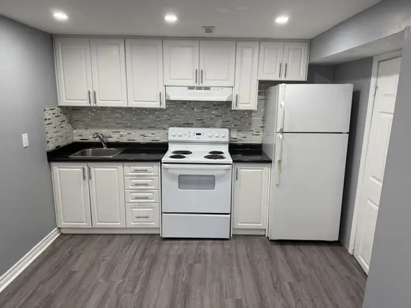 501 Lancelot CRES #Lower, Oshawa, ON L1K 1J9