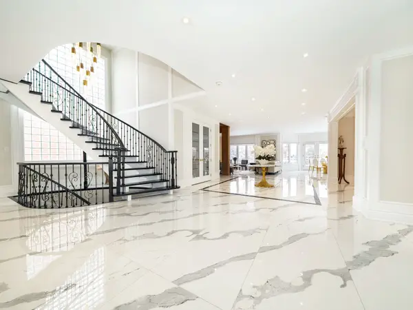 46 Boake TRL, Richmond Hill, ON L4B 2X7