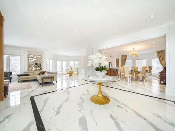 46 Boake TRL, Richmond Hill, ON L4B 2X7