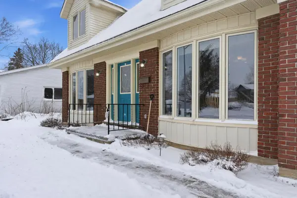 235 5th AVE, Hanover, ON N4N 2C3