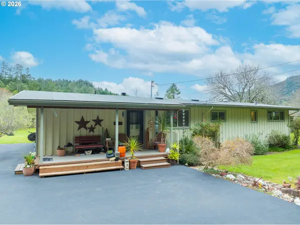 Gold Beach, OR 97444,28448 MATEER RD