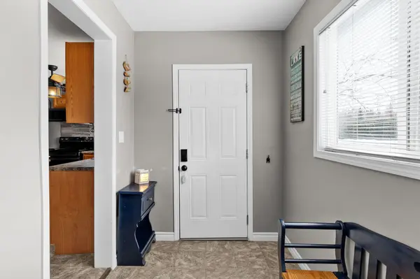 109 Ellen ST, Tay, ON L0K 2A0