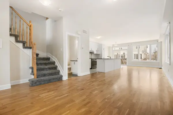 208 Bert Hall ST, Arnprior, ON K7S 0H1