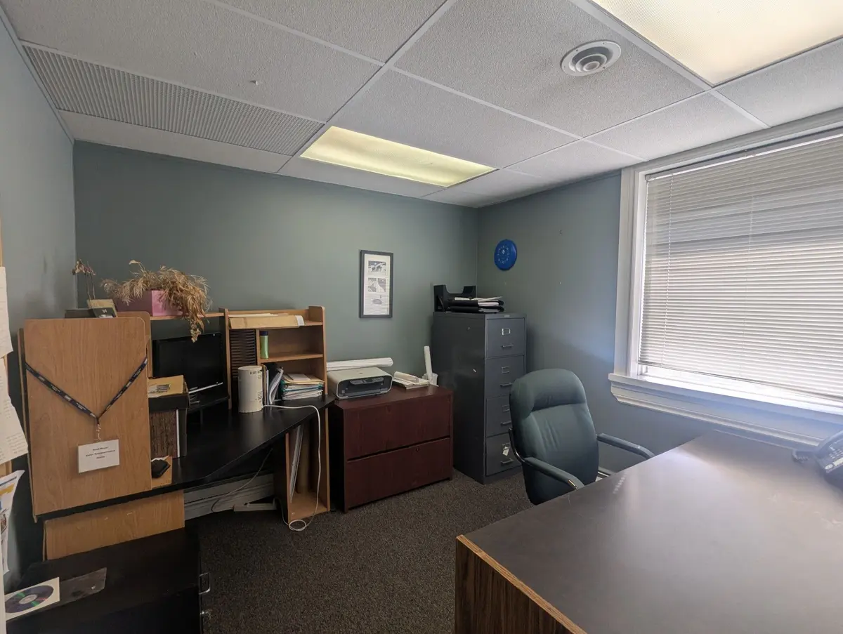 284 Dunlop ST W #Upper - E, Barrie, ON L4N 1B9