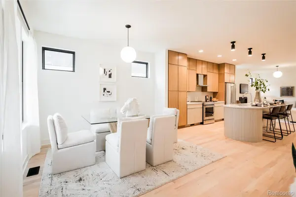 1504 Holcomb ST, Detroit, MI 48214