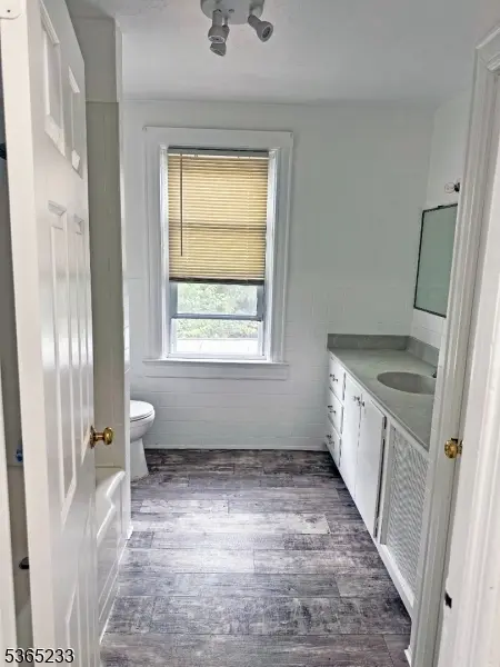 53 Hille Pl #2, Ridgefield Park Village, NJ 07660