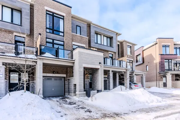 43 Holyrood CRES, Vaughan, ON L4H 5G2