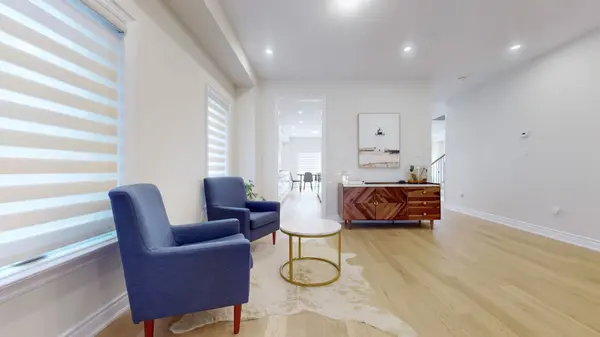 61 Mac Campbell WAY, Bradford West Gwillimbury, ON L3Z 4M6