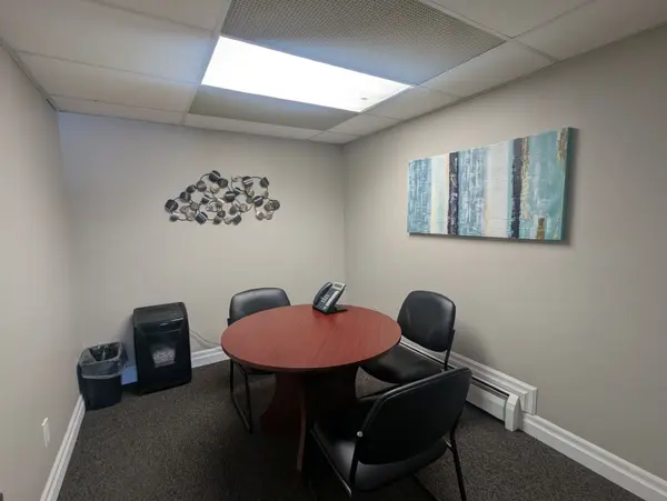 284 Dunlop ST W #Upper - E, Barrie, ON L4N 1B9