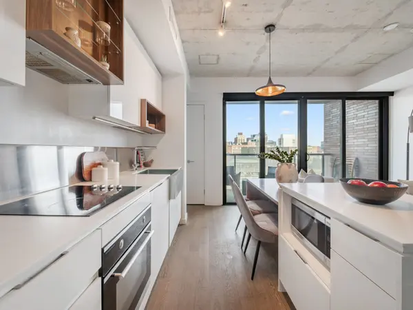 383 Sorauren AVE #608, Toronto W01, ON M6R 0A4