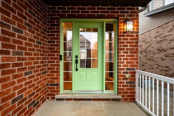 209 Drenters CT, Guelph/eramosa, ON N0B 2K0