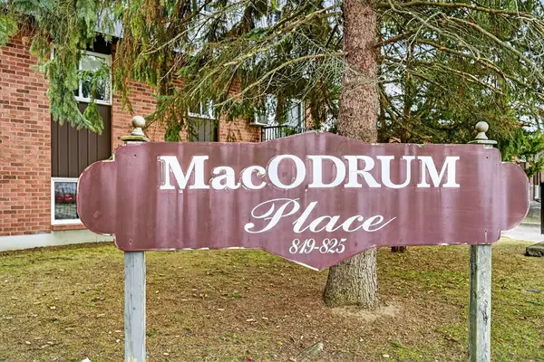 819 Macodrum DR #15, Brockville, ON K6V 6P6