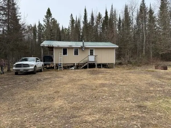 LT 7 CON 21 Janveau RD, Papineau-cameron, ON P0H 1V0