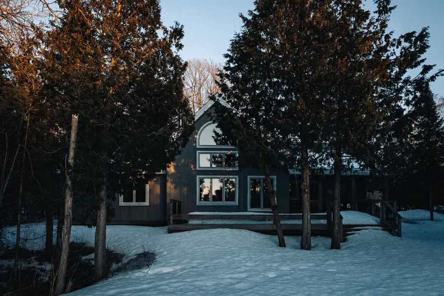 20 Cottage Cove RD, Northern Bruce Peninsula, ON N0H 1W0