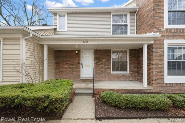 3403 Crooks RD, Royal Oak Charter Township, MI 48073