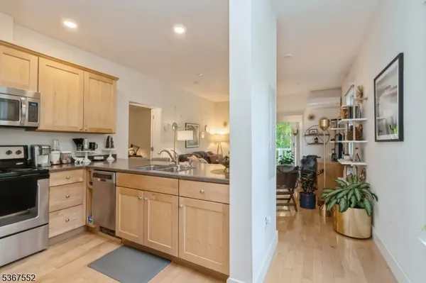 2 Lindbergh Rd, East Amwell Twp., NJ 08551