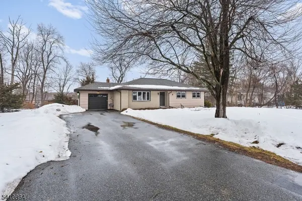 9 Adelaide Ter, West Milford Twp., NJ 07480