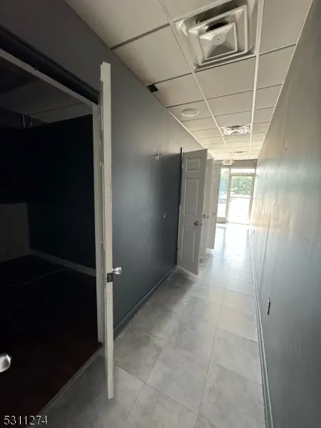 20 Elm St, Oakland Boro, NJ 07436