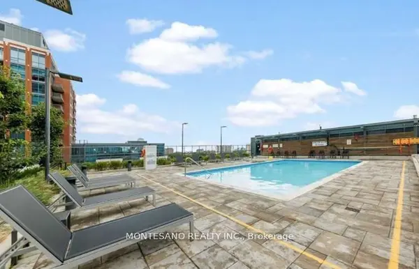 31 Tippett RD W #556, Toronto C06, ON M3H 0C8