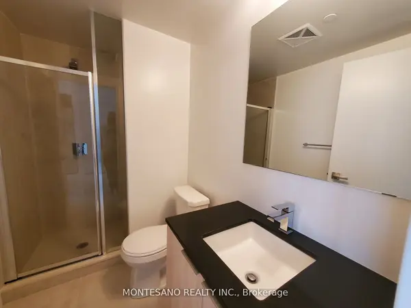 31 Tippett RD W #556, Toronto C06, ON M3H 0C8