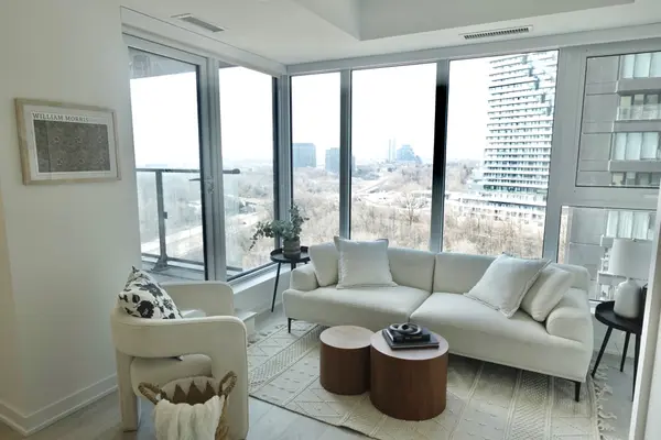 1 Quarrington LN #1004, Toronto C13, ON M3C 0S4