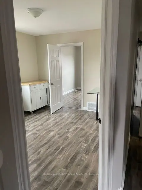 1018 Hortop ST, Oshawa, ON L1G 4P5