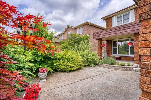 40 Queenston CRES, Vaughan, ON L4L 4A2