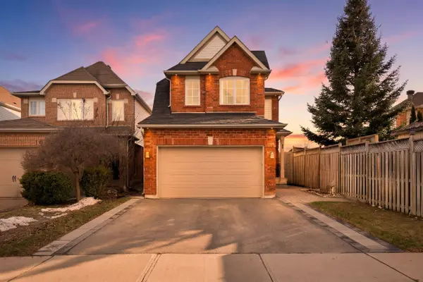 163 Eaton ST, Halton Hills, ON L7G 5V6