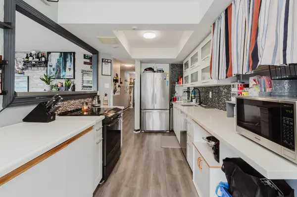 26 Hanover RD #1101, Brampton, ON L6S 4T2