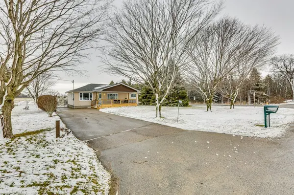 6247 Imperial RD, Malahide, ON N5H 2R2