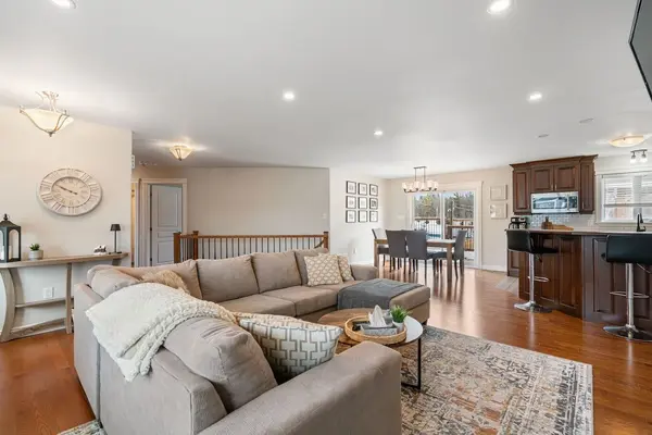 17 Albert ST, Edwardsburgh/cardinal, ON K0E 1T1