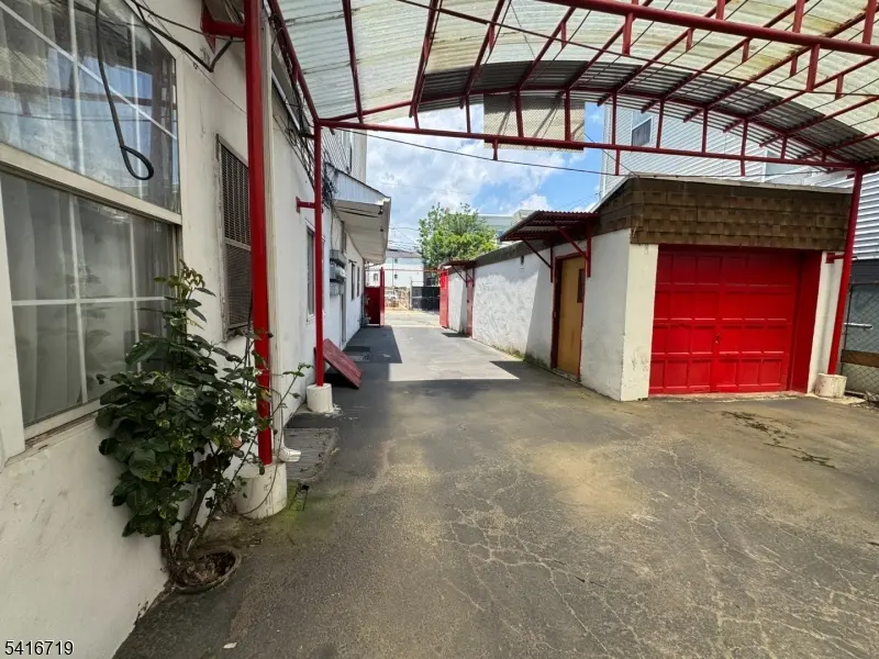 109-111 Fleming Ave, Newark City, NJ 07105