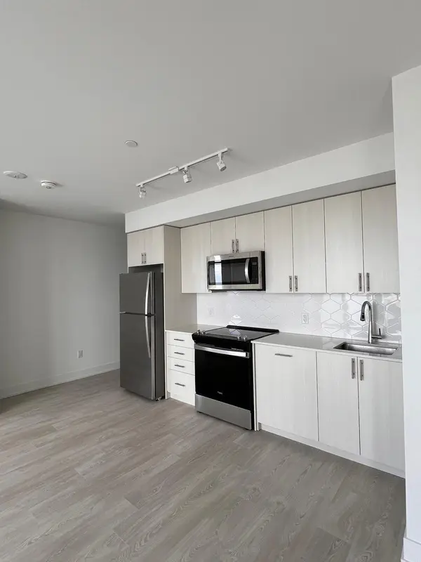 2545 Simcoe ST N #1906, Oshawa, ON L1L 0W3