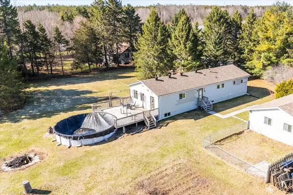 3679 McCarthy DR, Clearview, ON L0M 1N0