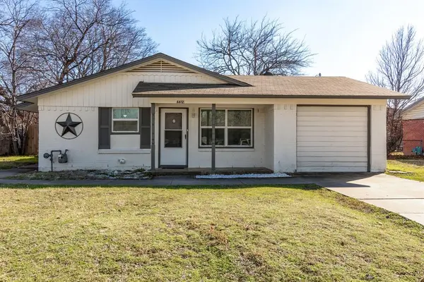 6612 Avalon Drive, Watauga, TX 76148