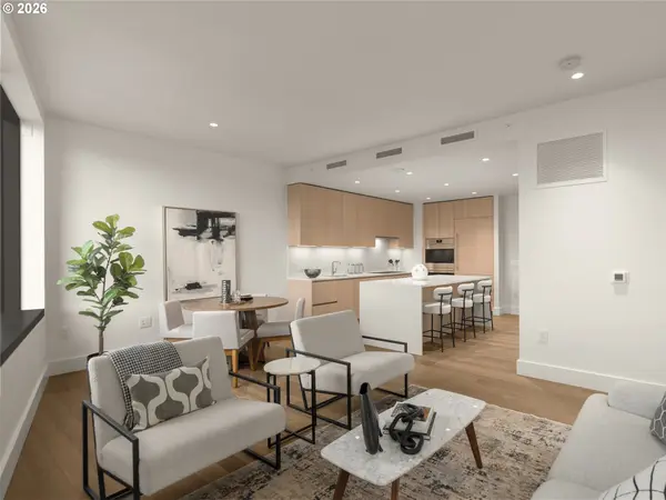 550 SW 10TH AVE #3004, Portland, OR 97205