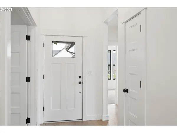 88105 WYMORE LN, Veneta, OR 97487