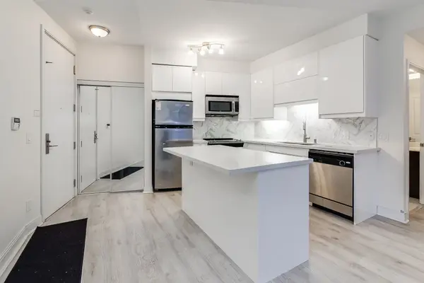 1 Scott ST #1401, Toronto C08, ON M5E 1A1